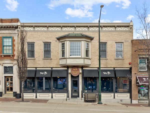 222 W Main Street , Unit A, St. Charles, IL 60174