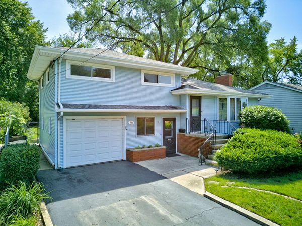 911 David Street , Antioch, IL 60002