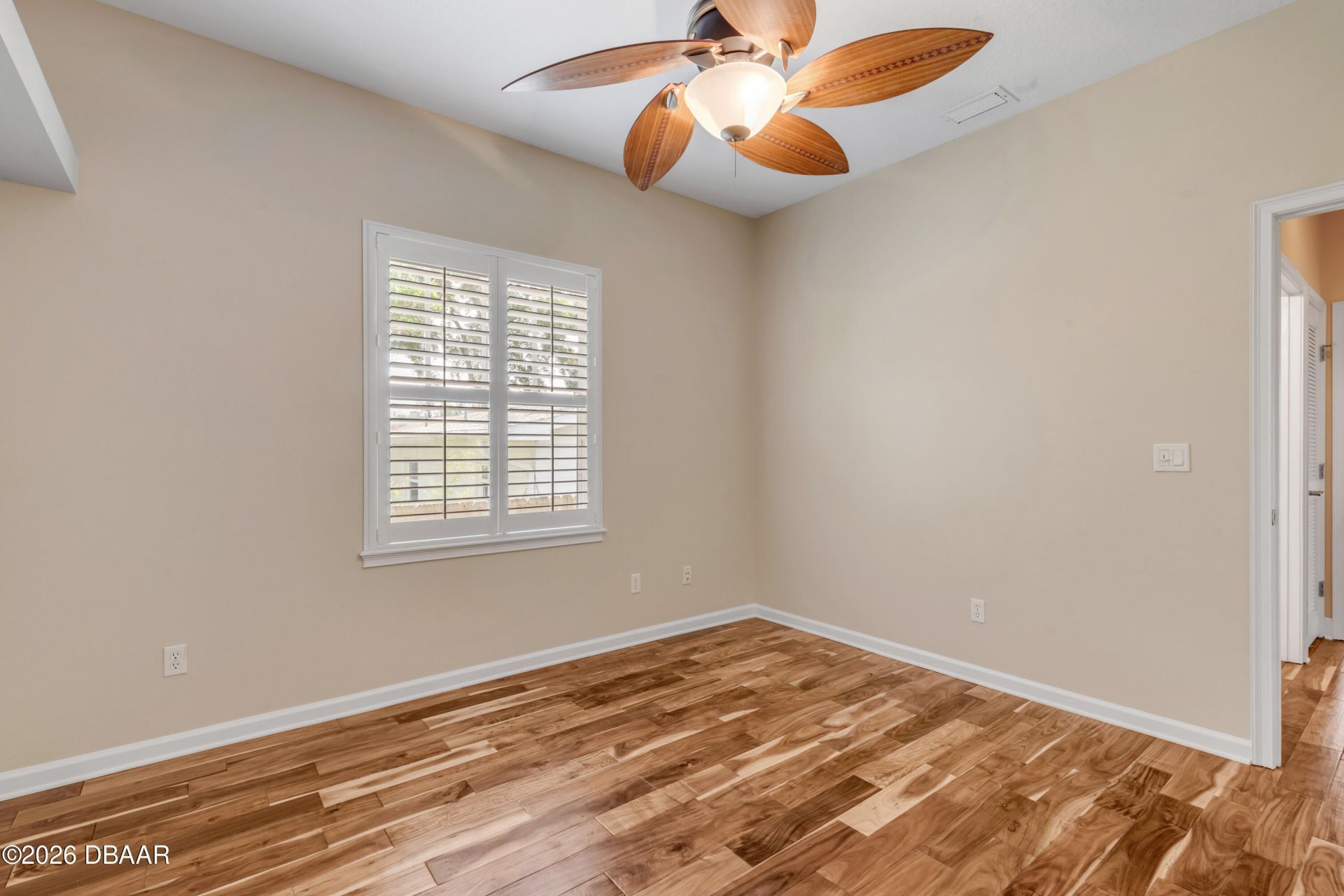 521 S Peninsula Avenue, New Smyrna Beach, FL 32169 Photo