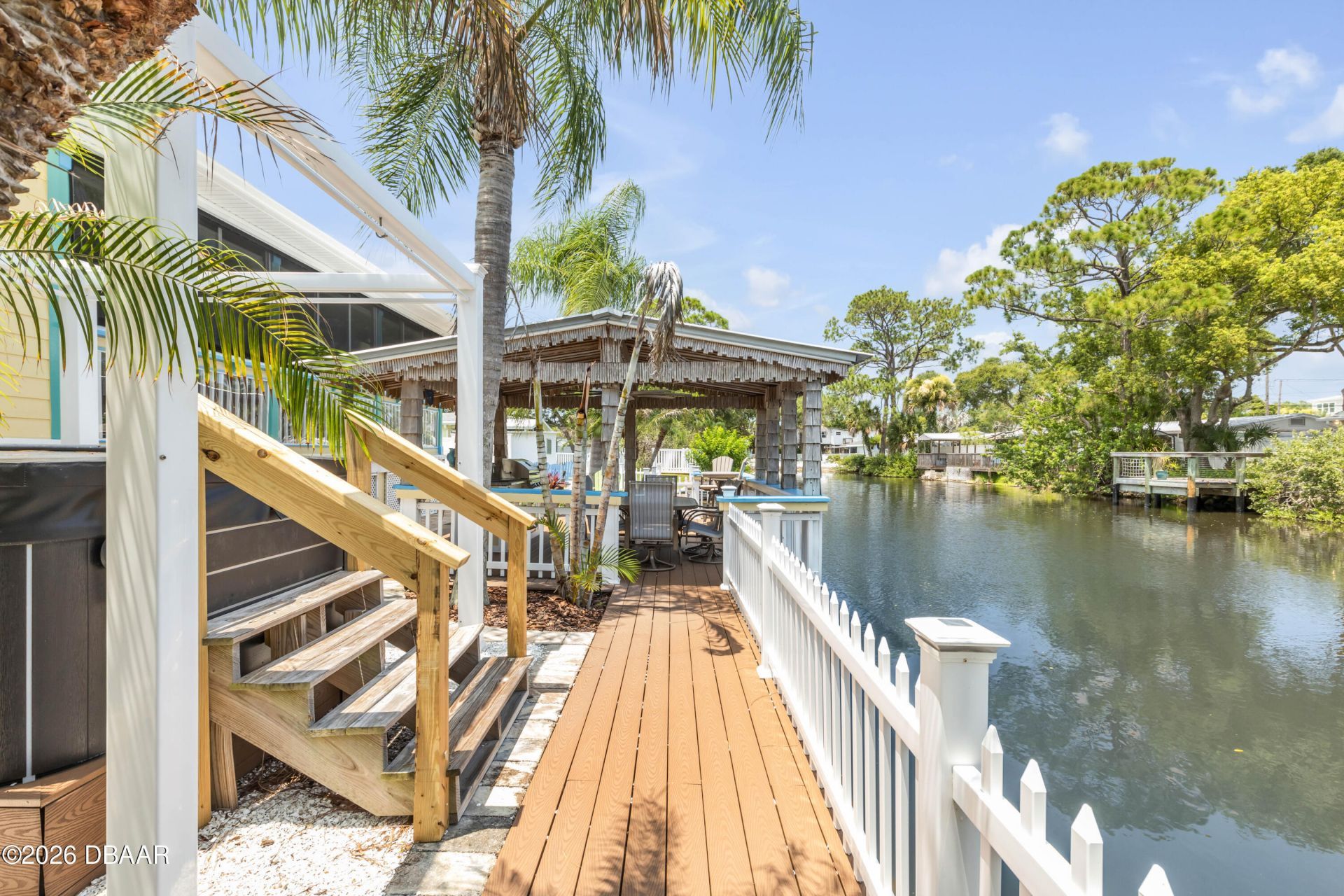 521 S Peninsula Avenue, New Smyrna Beach, FL 32169 Photo