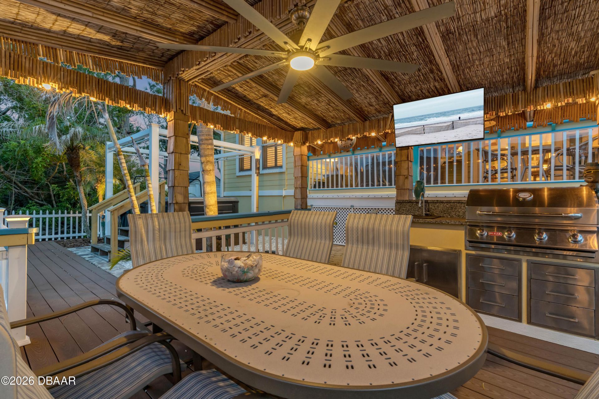 521 S Peninsula Avenue, New Smyrna Beach, FL 32169 Photo