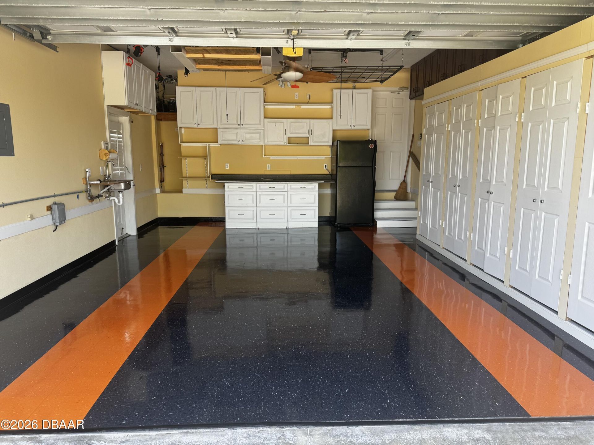 521 S Peninsula Avenue, New Smyrna Beach, FL 32169 Photo