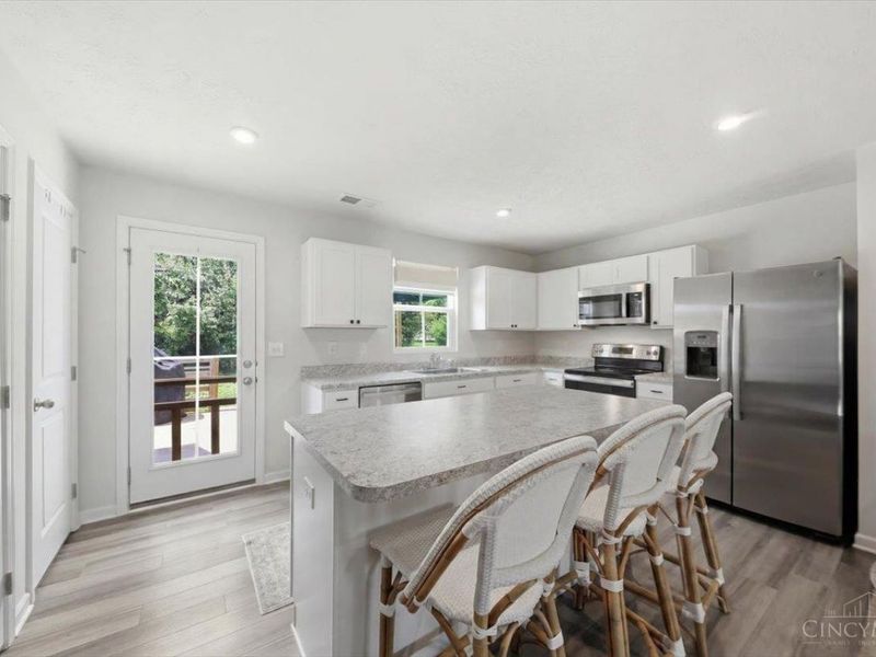 4990 Sullivans Ridge Drive, Morrow, OH 45152 Photo 10