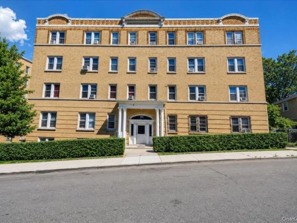 75 Saint Andrews Place , Yonkers, NY 10705