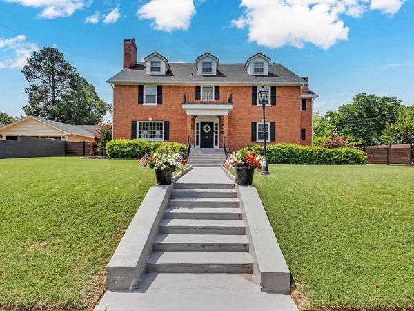 406 W Narroway Street , Benton, AR 72015