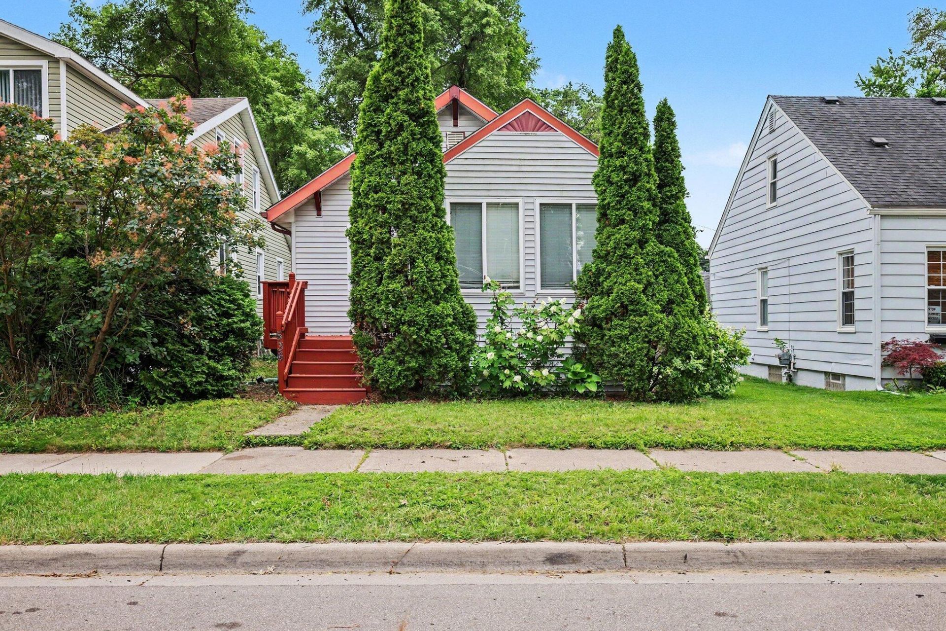 536 E Oakridge Street, Ferndale, MI 48220 Main Photo