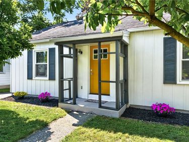 355 Falstaff Road, Rochester, NY 14609