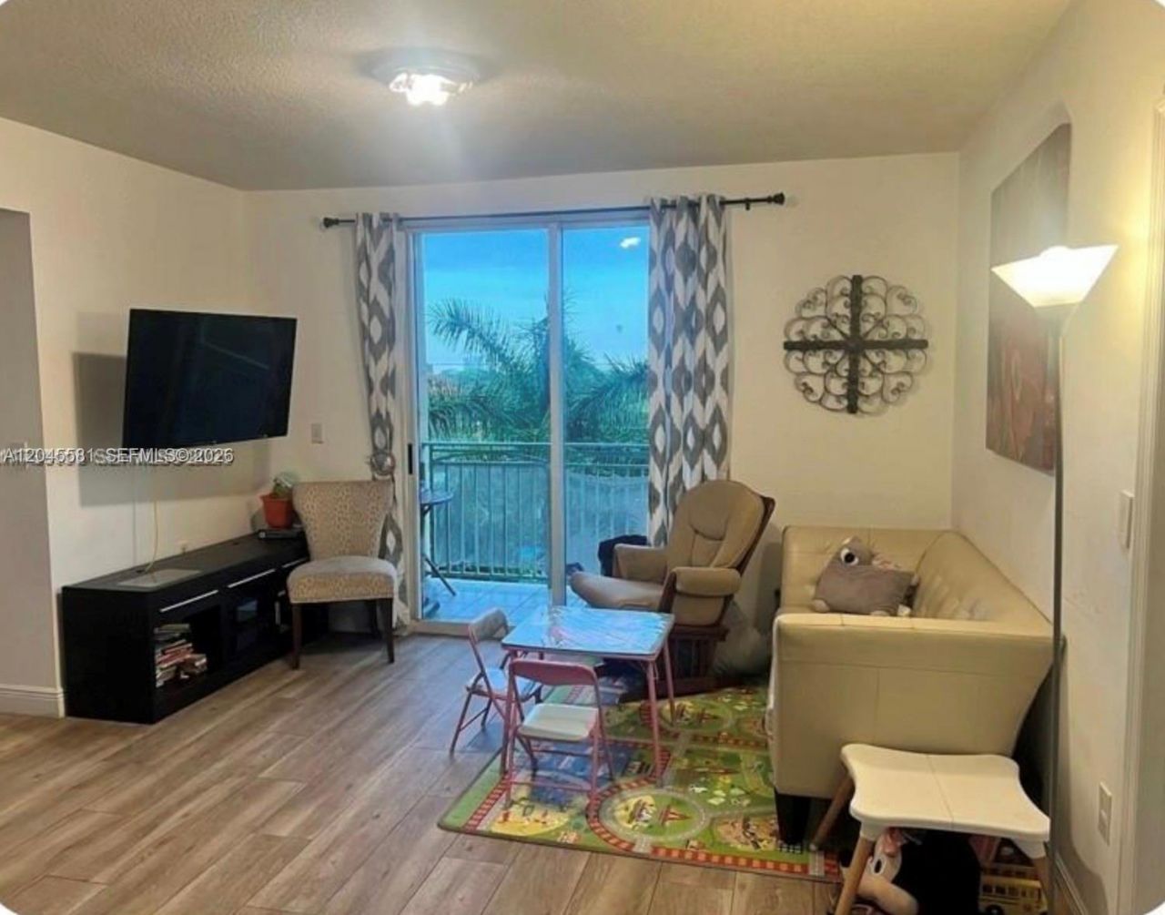 3500 Coral Way , Unit 513, Miami, FL 33145 Photo