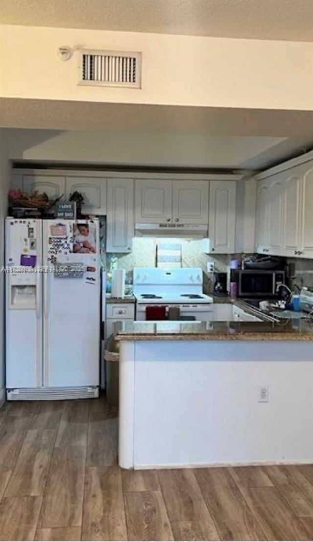 3500 Coral Way , Unit 513, Miami, FL 33145 Photo