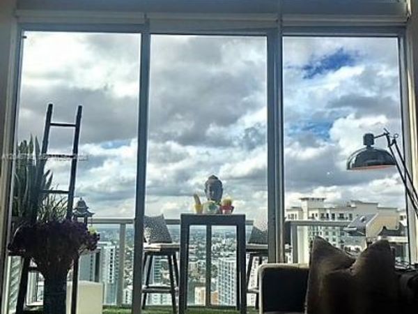 Unit 3218, Miami, FL 33131