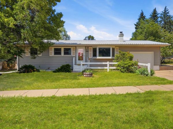 2520 MINNEWASTA RD, Rapid City, SD 57702