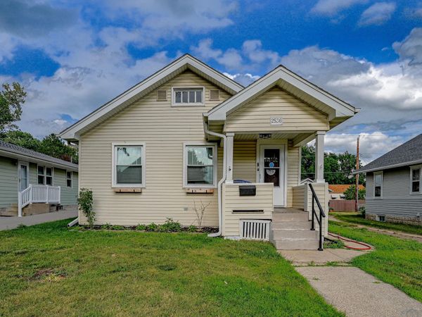 2536 S CYPRESS ST, Sioux City, IA 51106