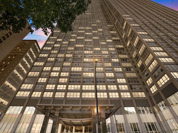 655 W IRVING PARK Road , Unit 611, Chicago, IL 60613