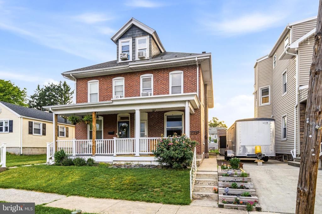 228 S SPRUCE STREET , BIRDSBORO, PA 19508