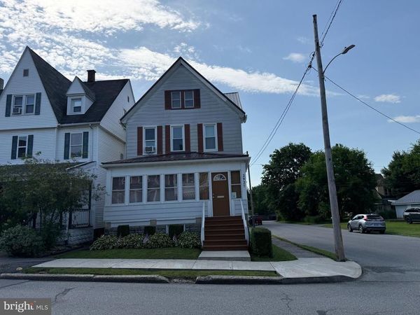 2927 PINE AVENUE , ALTOONA, PA 16601
