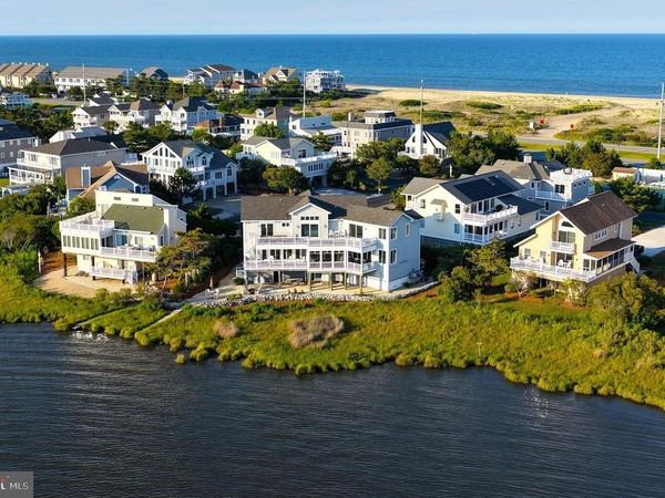 40081 OCEANSIDE DRIVE, FENWICK ISLAND, DE 19944