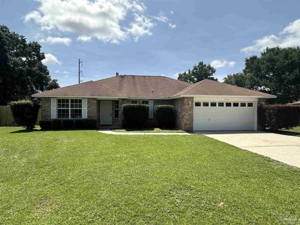 1029 Tortuga Dr, Pensacola, FL 32534