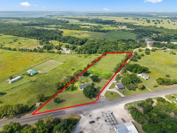 101 SE County Road 2240 , Corsicana, TX 75109