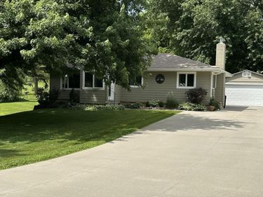 1889 JENNINGS AVE Avenue, Unit 1889 JENNI, COUNCIL BLUFFS, IA 51503