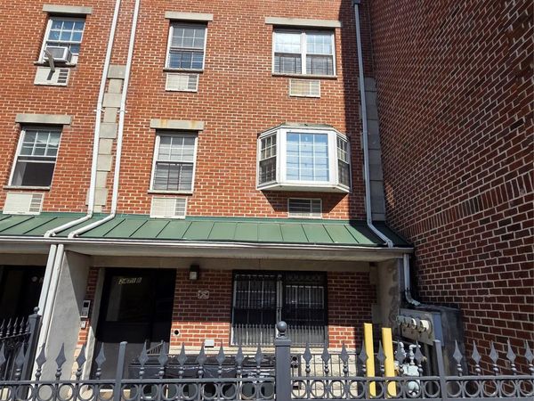 2471 B crotona , Bronx, NY 10458
