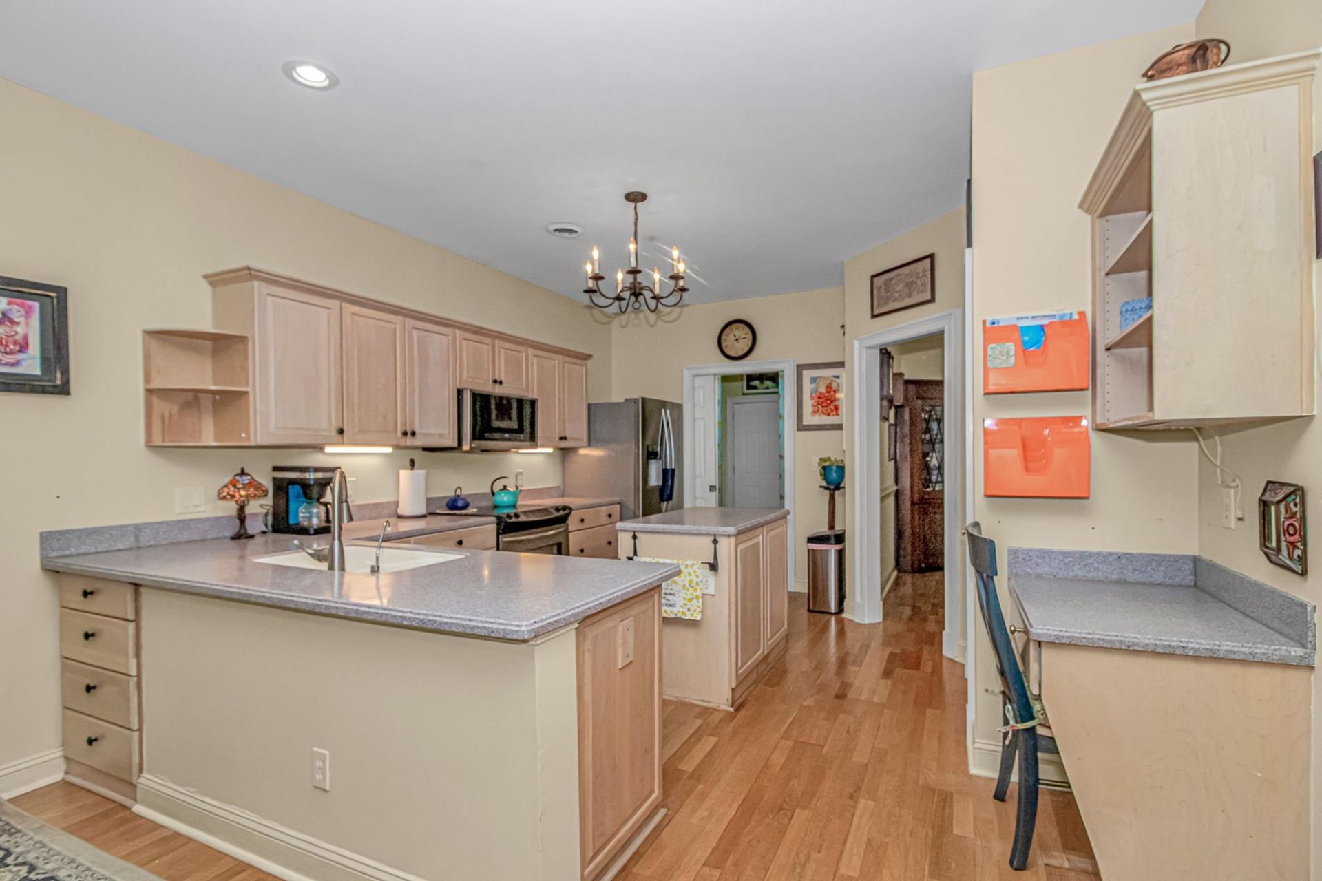 358 Doral Dr. Photo 10