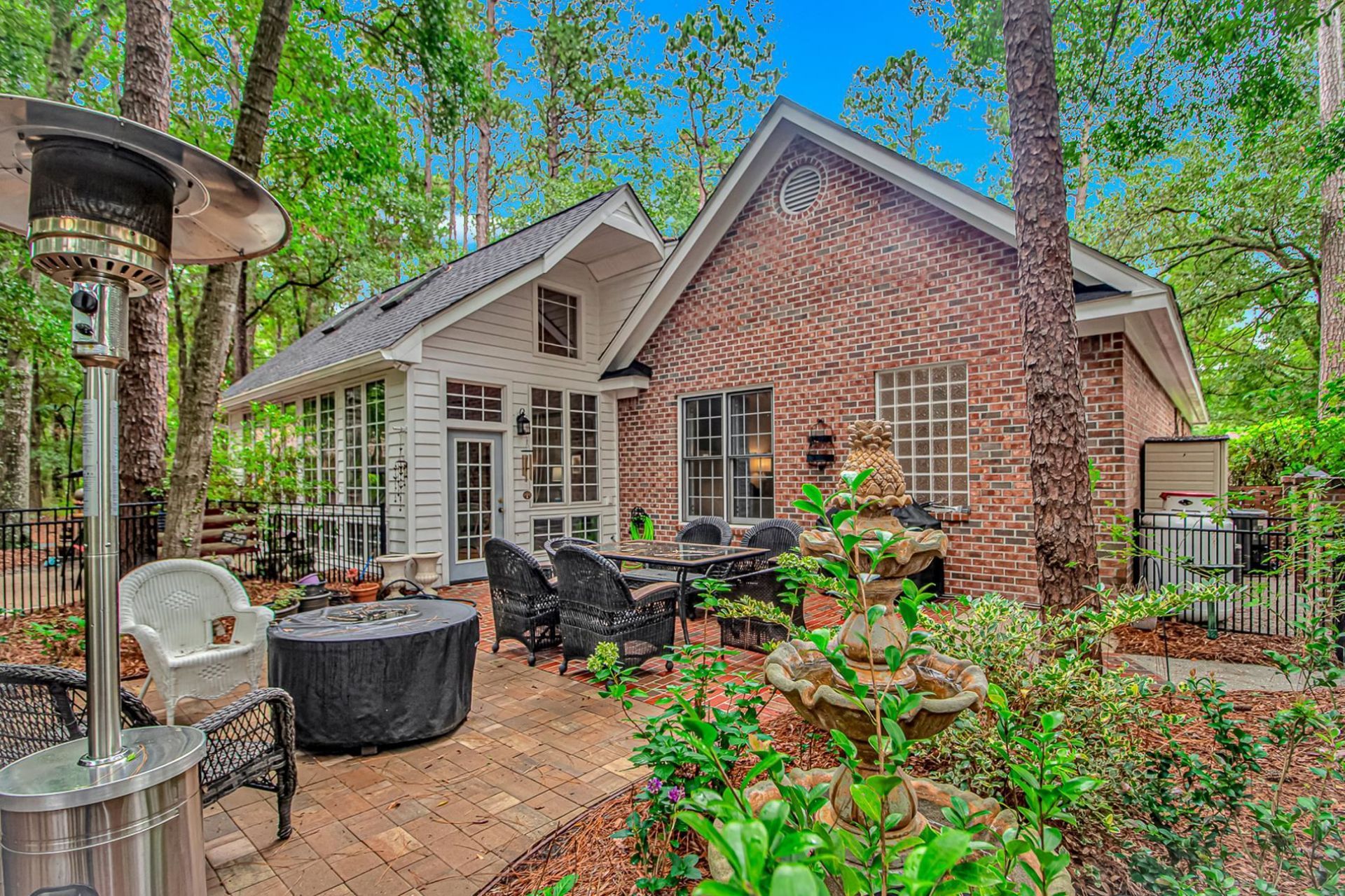 358 Doral Dr. Photo 30