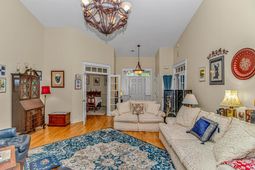 358 Doral Dr. photo 4