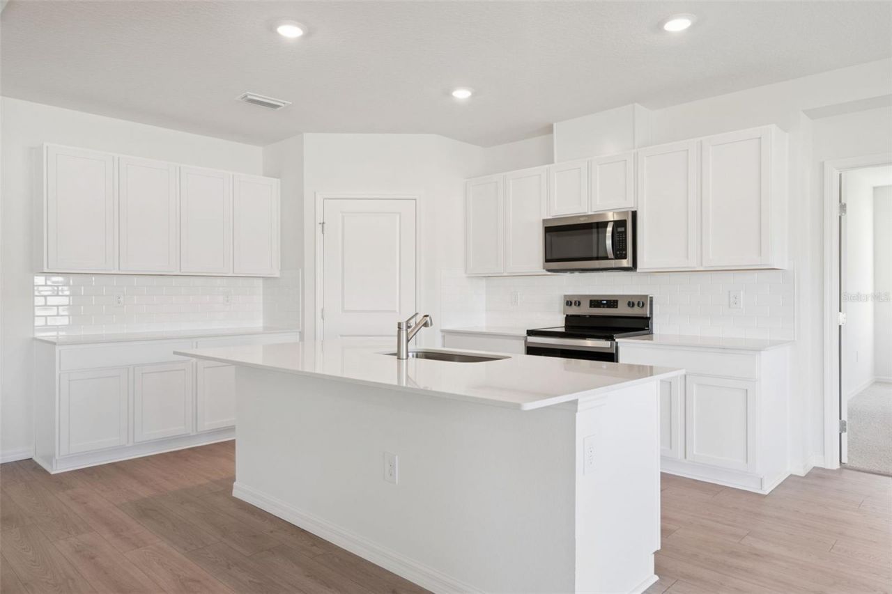 894 Britton Loop , Saint Cloud, FL 34771 Photo