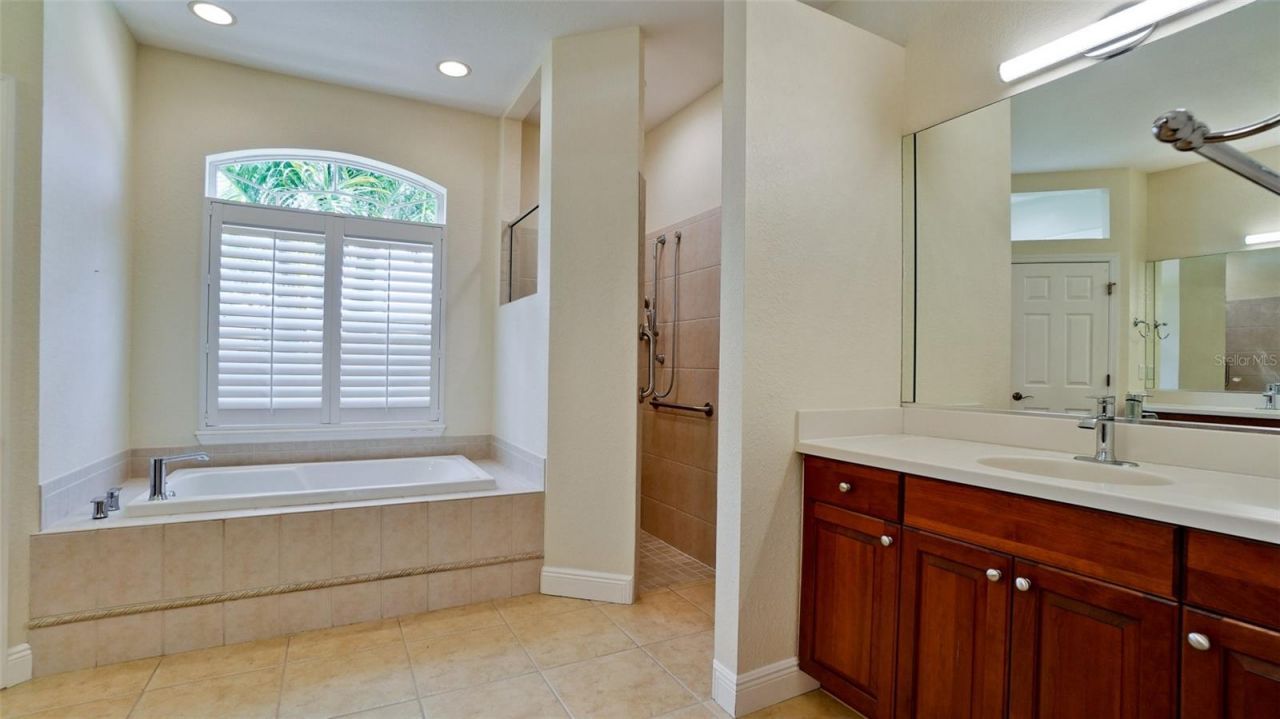 5323 90th Avenue Circle E, Parrish, FL 34219 Photo