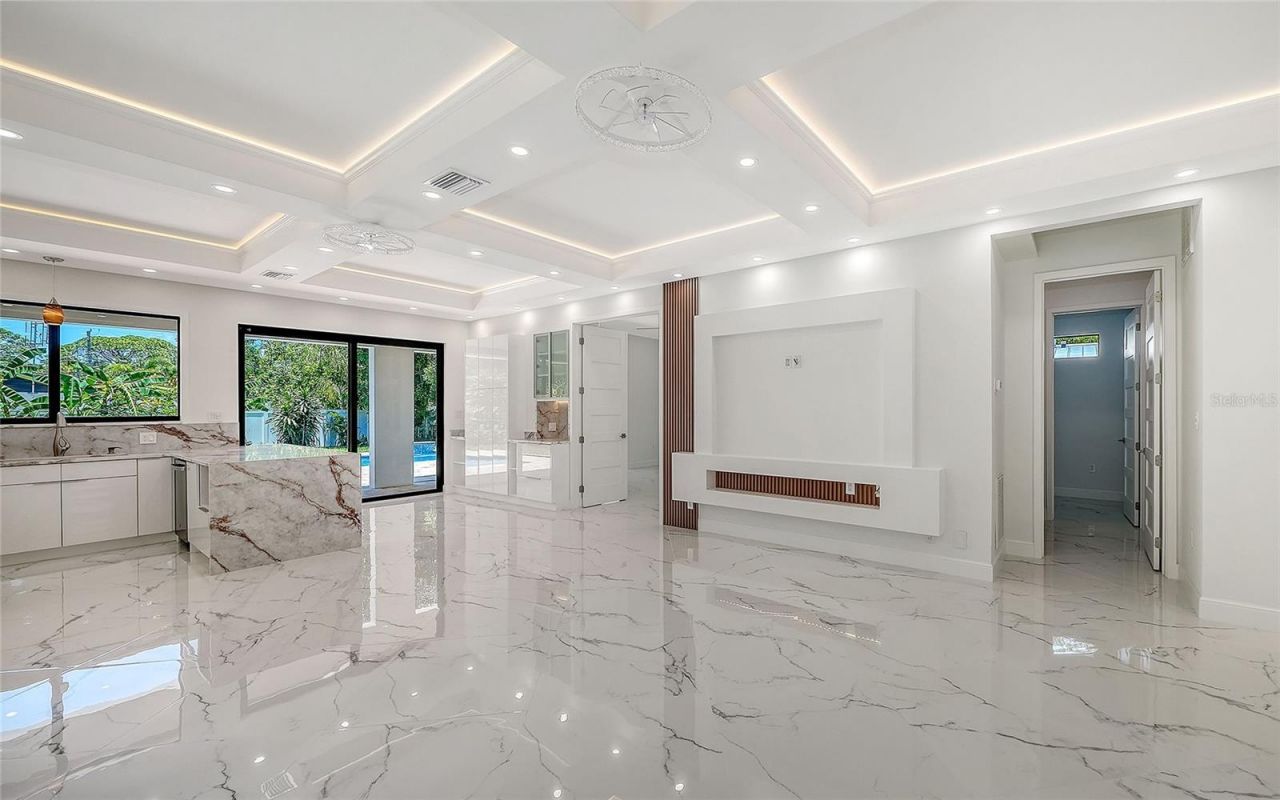 2483 Bay Street, Sarasota, FL 34237 Photo
