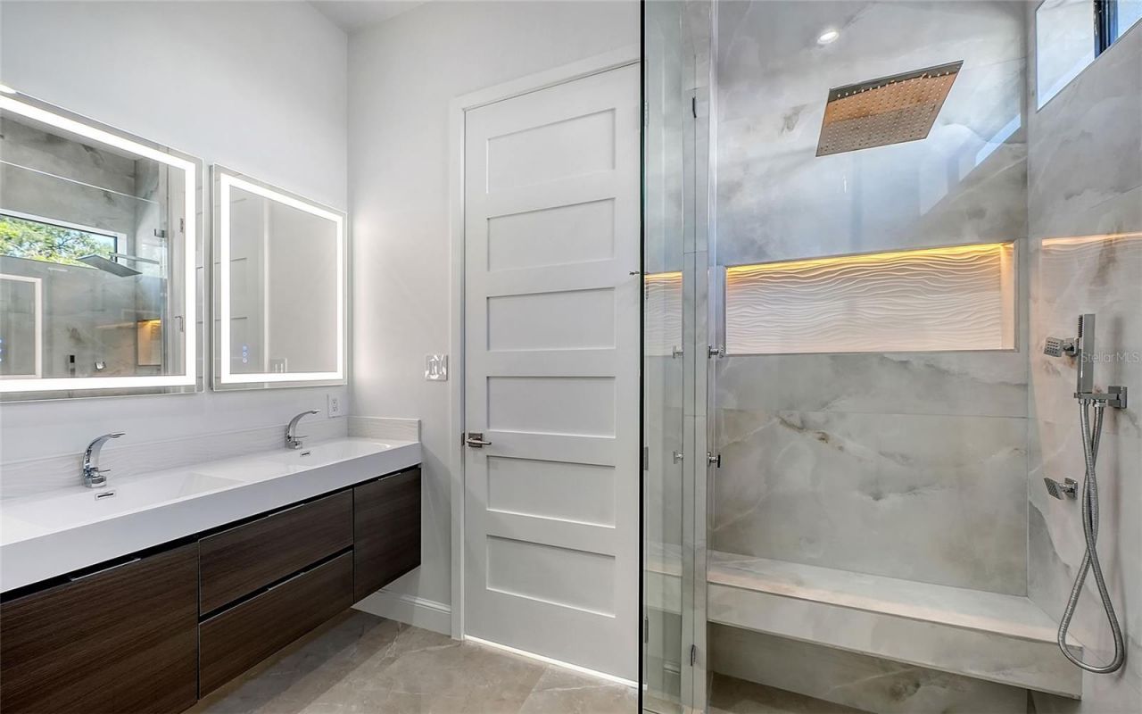 2483 Bay Street, Sarasota, FL 34237 Photo