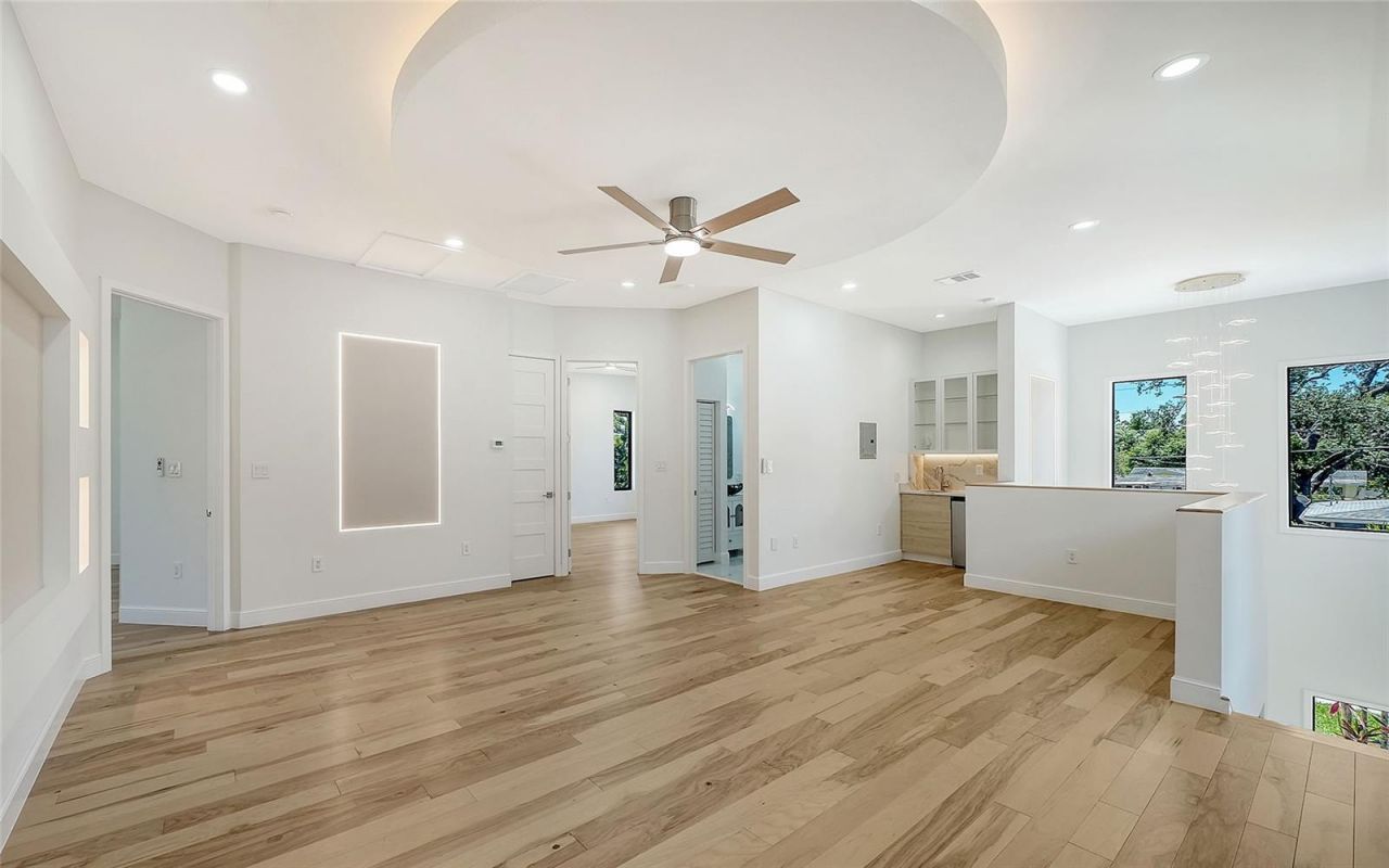 2483 Bay Street, Sarasota, FL 34237 Photo