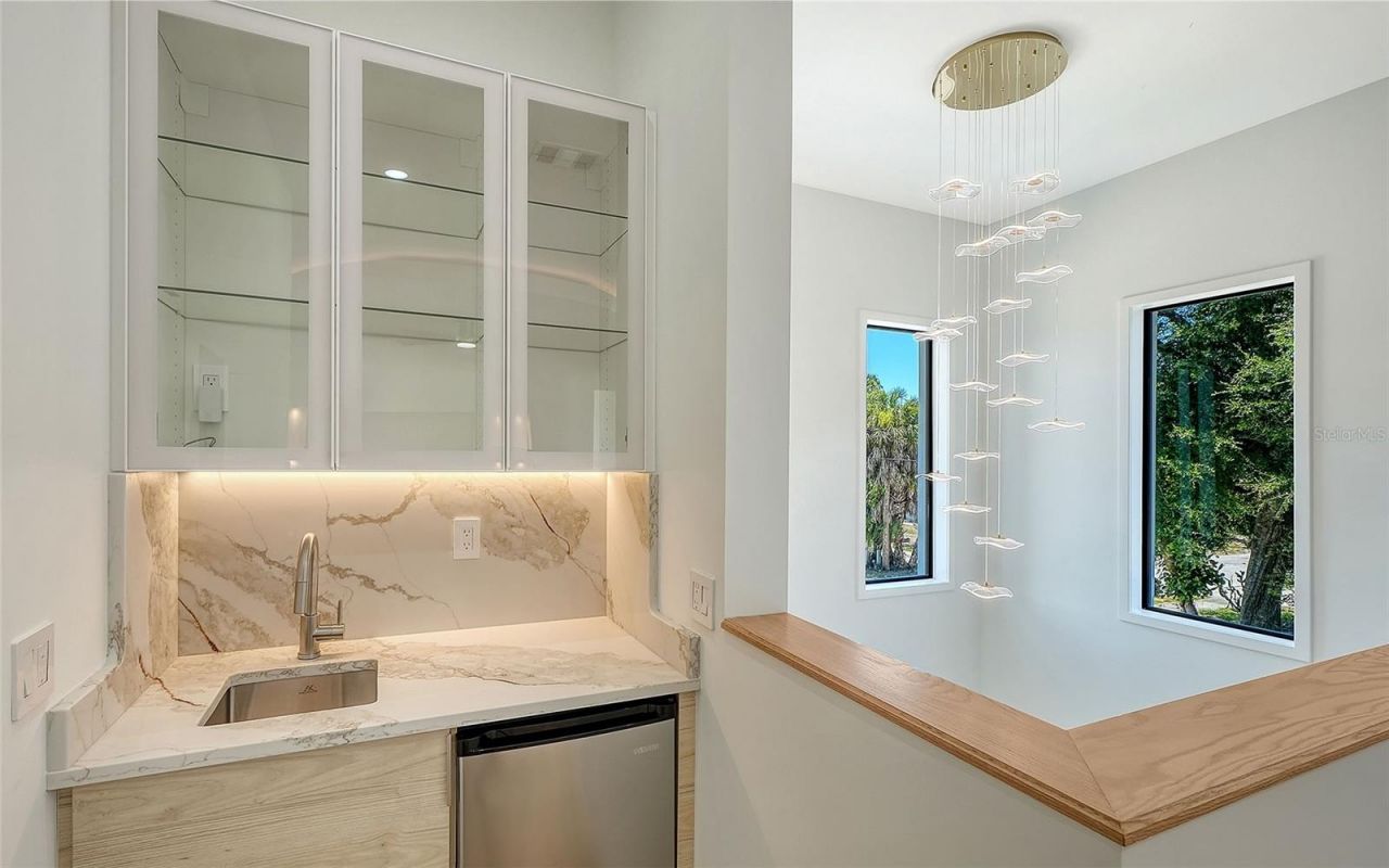 2483 Bay Street, Sarasota, FL 34237 Photo
