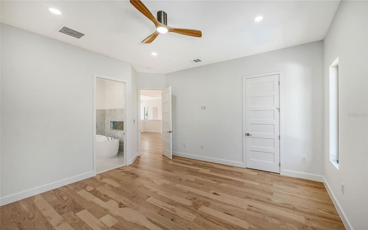 2483 Bay Street, Sarasota, FL 34237 Photo