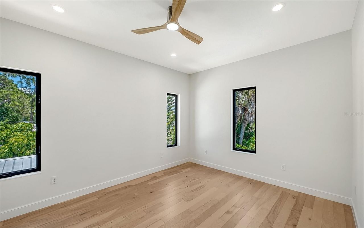 2483 Bay Street, Sarasota, FL 34237 Photo