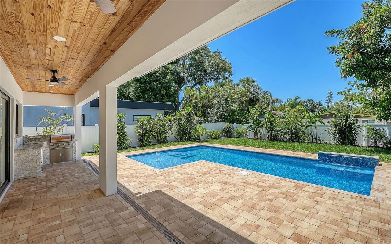 2483 Bay Street, Sarasota, FL 34237 Photo