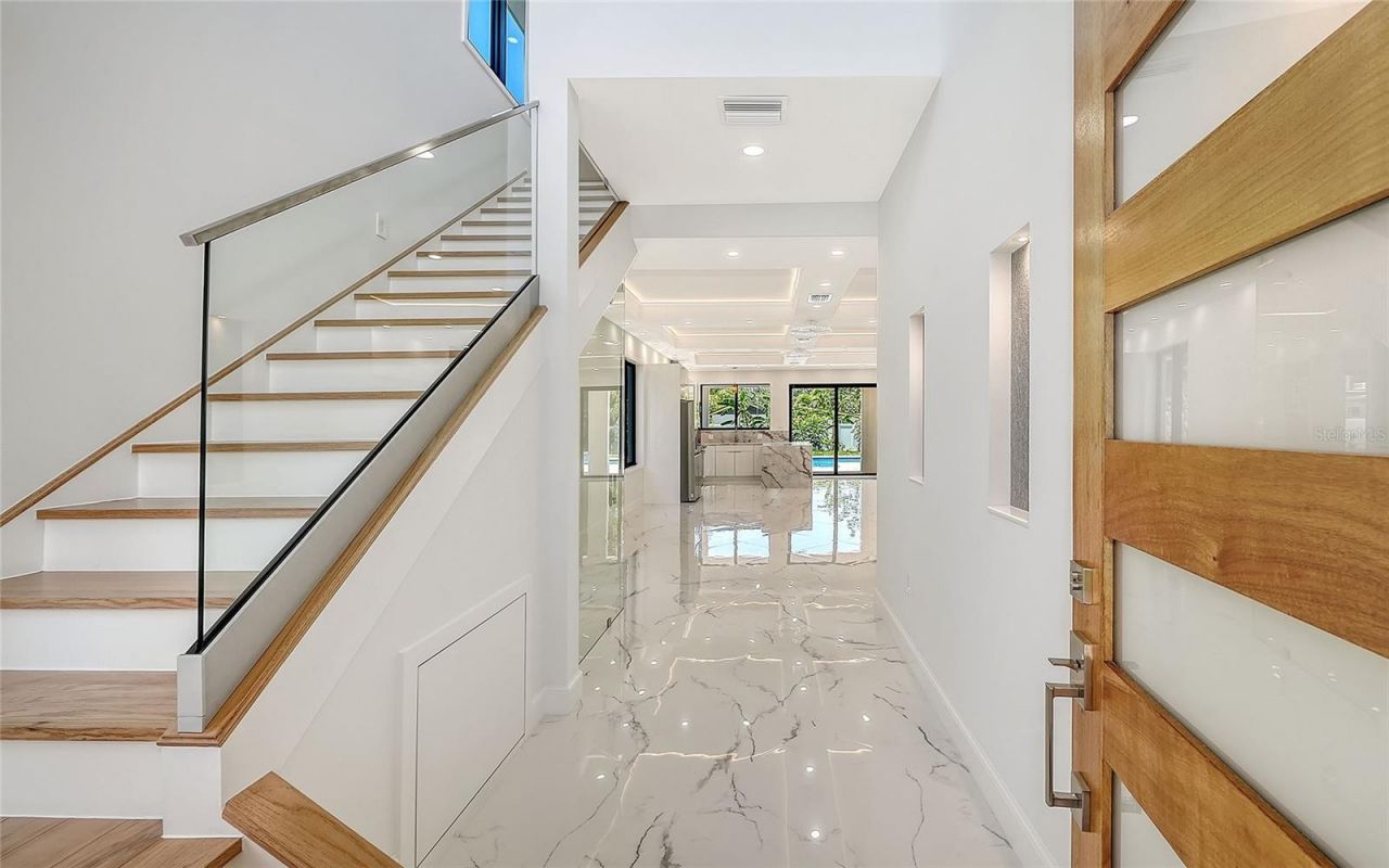 2483 Bay Street, Sarasota, FL 34237 Photo