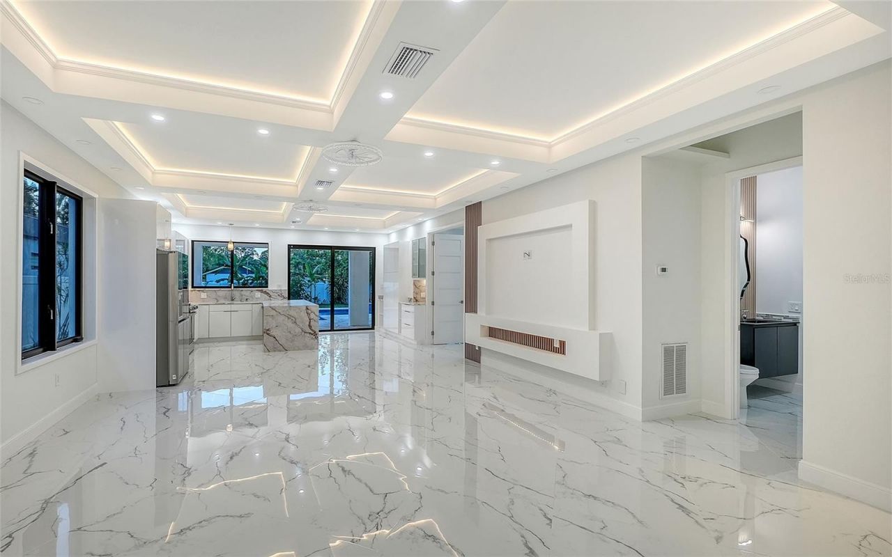 2483 Bay Street, Sarasota, FL 34237 Photo