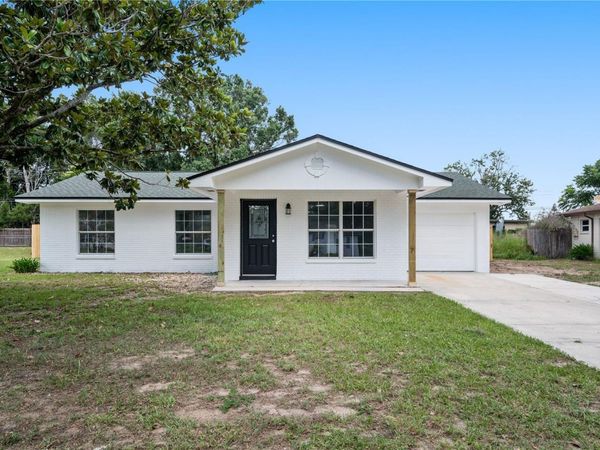4052 LANA DRIVE , LAKELAND, FL 33813
