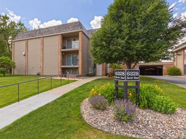 6328 Barrie Road, Unit 3K, Edina, MN 55435