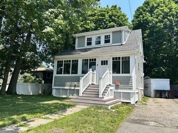 724 East Street, Dedham, MA 02026