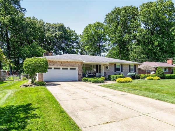 1124 Roseway Avenue SE, Warren, OH 44484