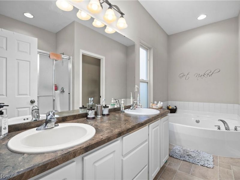 652 Lakeside Drive, Avon Lake, OH 44012 Photo 23