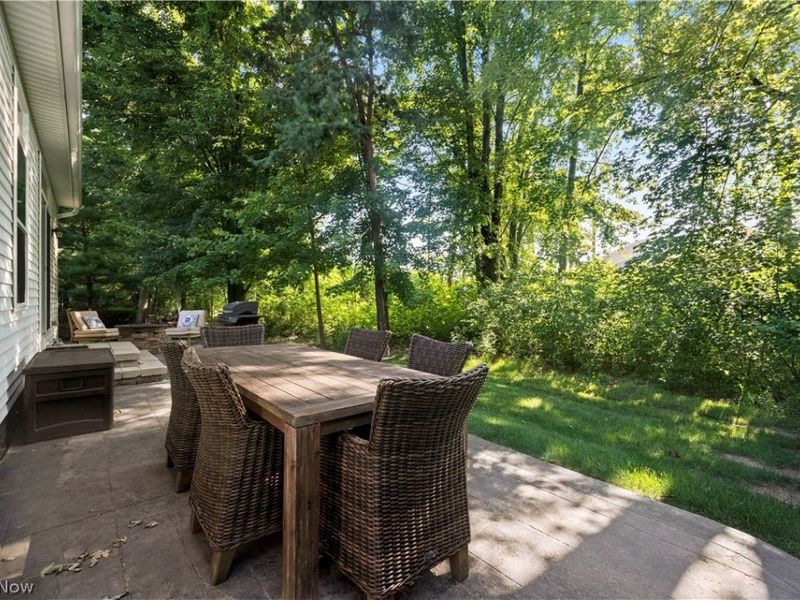 652 Lakeside Drive, Avon Lake, OH 44012 Photo 43