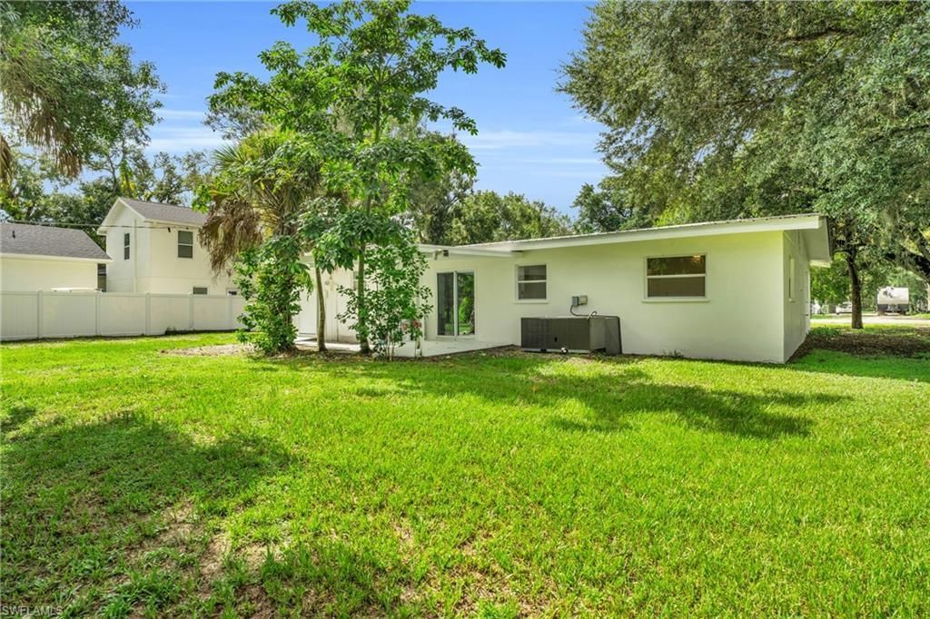 440 6th Ave , Labelle, FL 33935 Photo