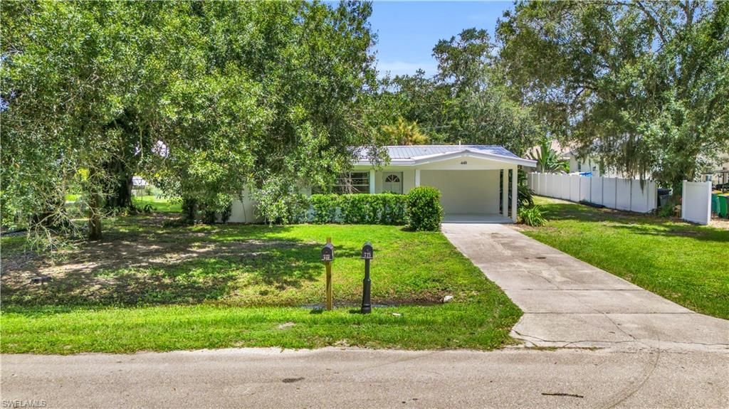 440 6th Ave , Labelle, FL 33935 Photo