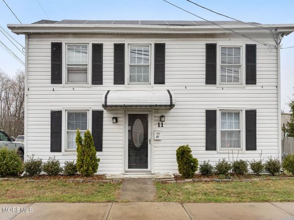 11 Main Street, Englishtown, NJ 07726