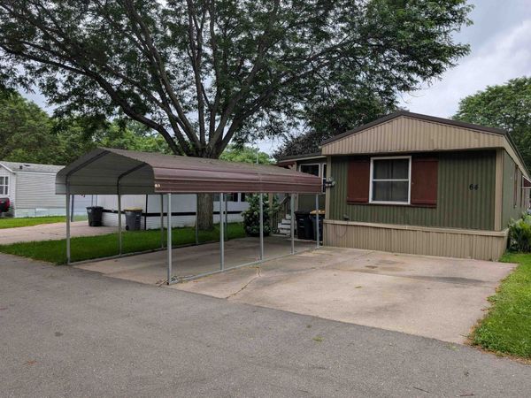 W5655 State Road 33, Unit 64, La Crosse, WI 54601