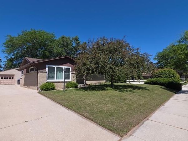 1416 N 31st St, Sheboygan, WI 53081