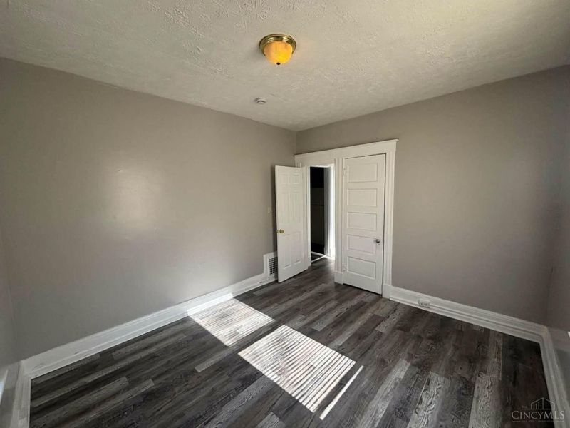 3671 Vine Street, Cincinnati, OH 45220 Photo 5